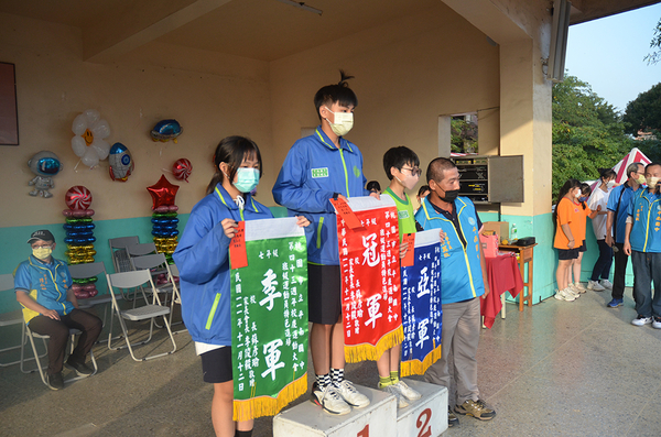點選作品以查看原圖