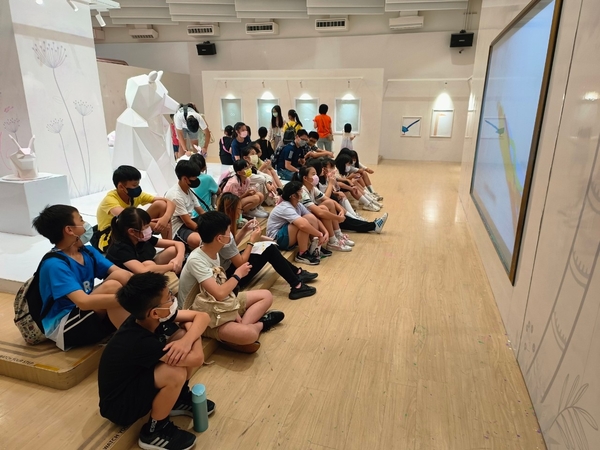 點選作品以查看原圖