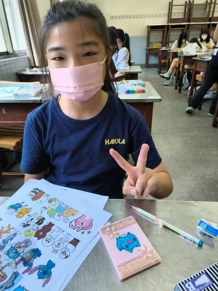 點選作品以查看原圖