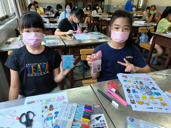 點選作品以查看原圖