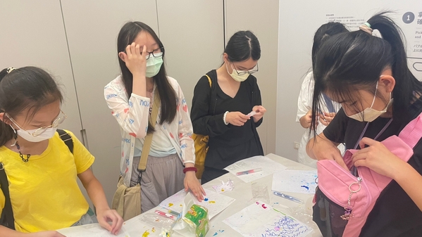 點選作品以查看原圖