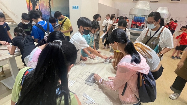 點選作品以查看原圖