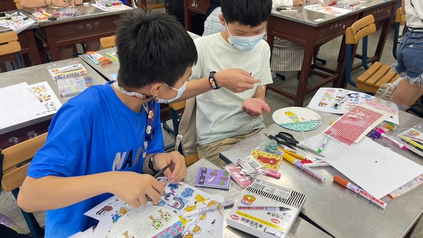 點選作品以查看原圖
