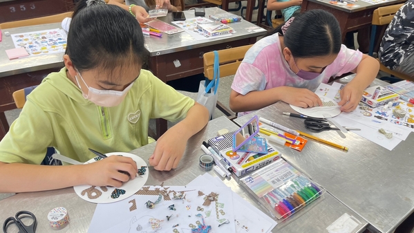 點選作品以查看原圖