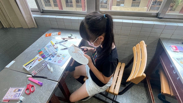 點選作品以查看原圖