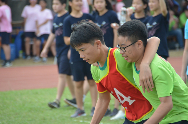 點選作品以查看原圖