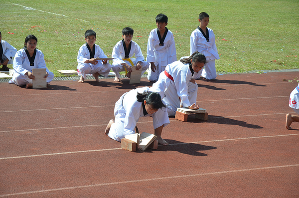 點選作品以查看原圖