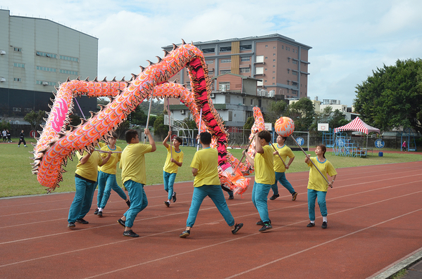 點選作品以查看原圖