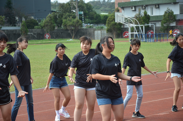 點選作品以查看原圖